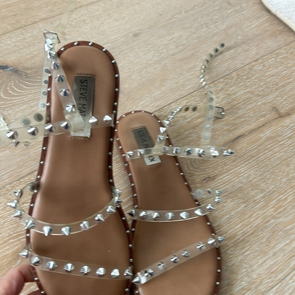 Clear Steve Madden Travel Sandal, size 6.5. - Picture 3 of 5